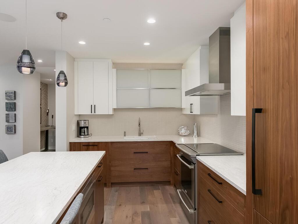 1201 Yale Place #1107 Minneapolis MN 55403 6815740 image5