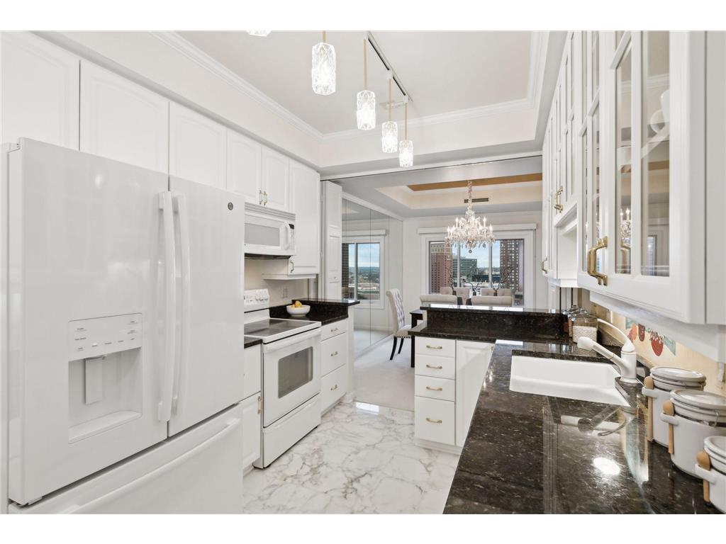 1201 Yale Place #1608 Minneapolis MN 55403 6820614 image19