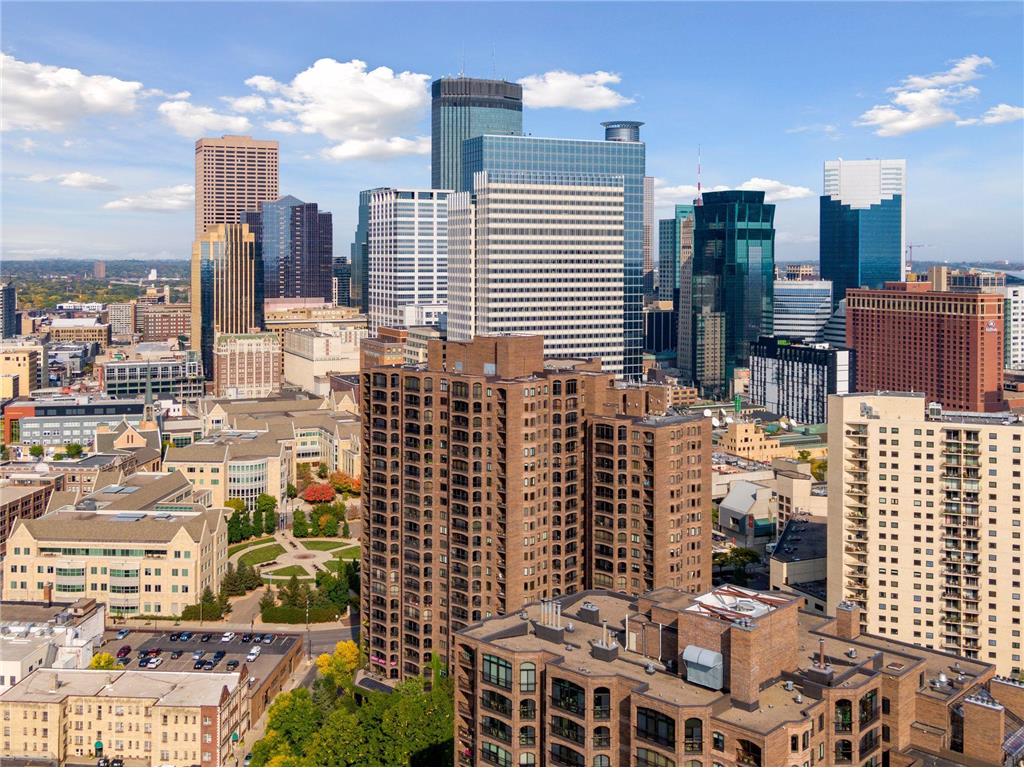 1201 Yale Place #1608 Minneapolis MN 55403 6820614 image60
