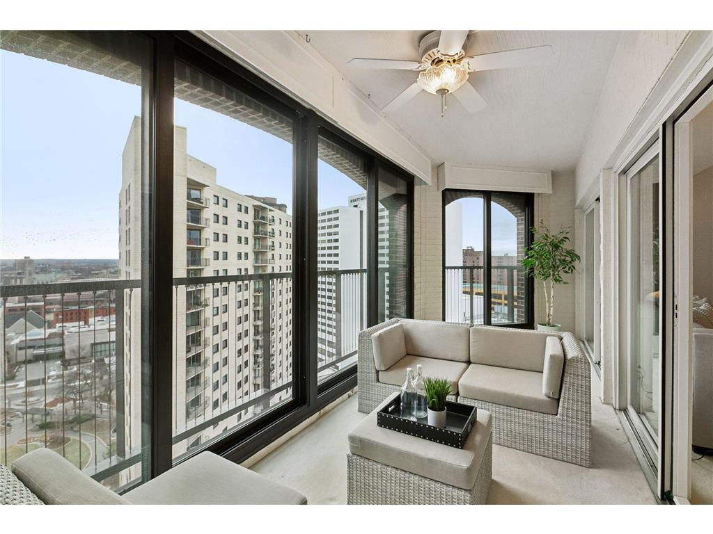 1201 Yale Place #1608 Minneapolis MN 55403 6820614 image8