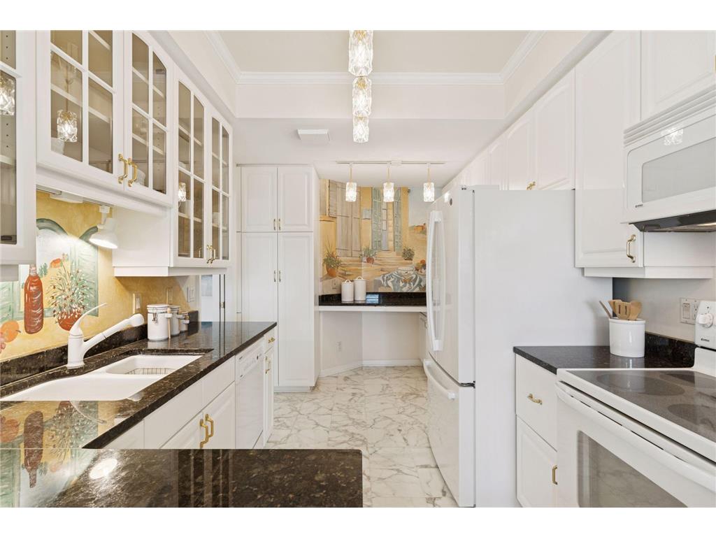 1201 Yale Place #1608 Minneapolis MN 55403 7022341 image14