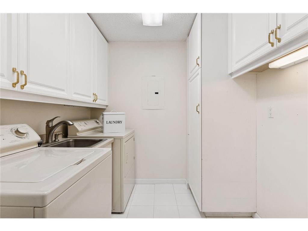 1201 Yale Place #1608 Minneapolis MN 55403 7022341 image33