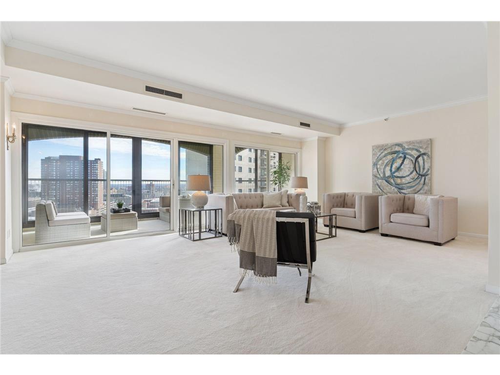 1201 Yale Place #1608 Minneapolis MN 55403 7022341 image4