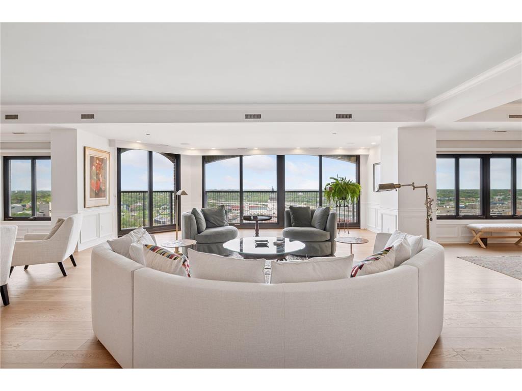 1201 Yale Place #2102 Minneapolis MN 55403 7025539 image2