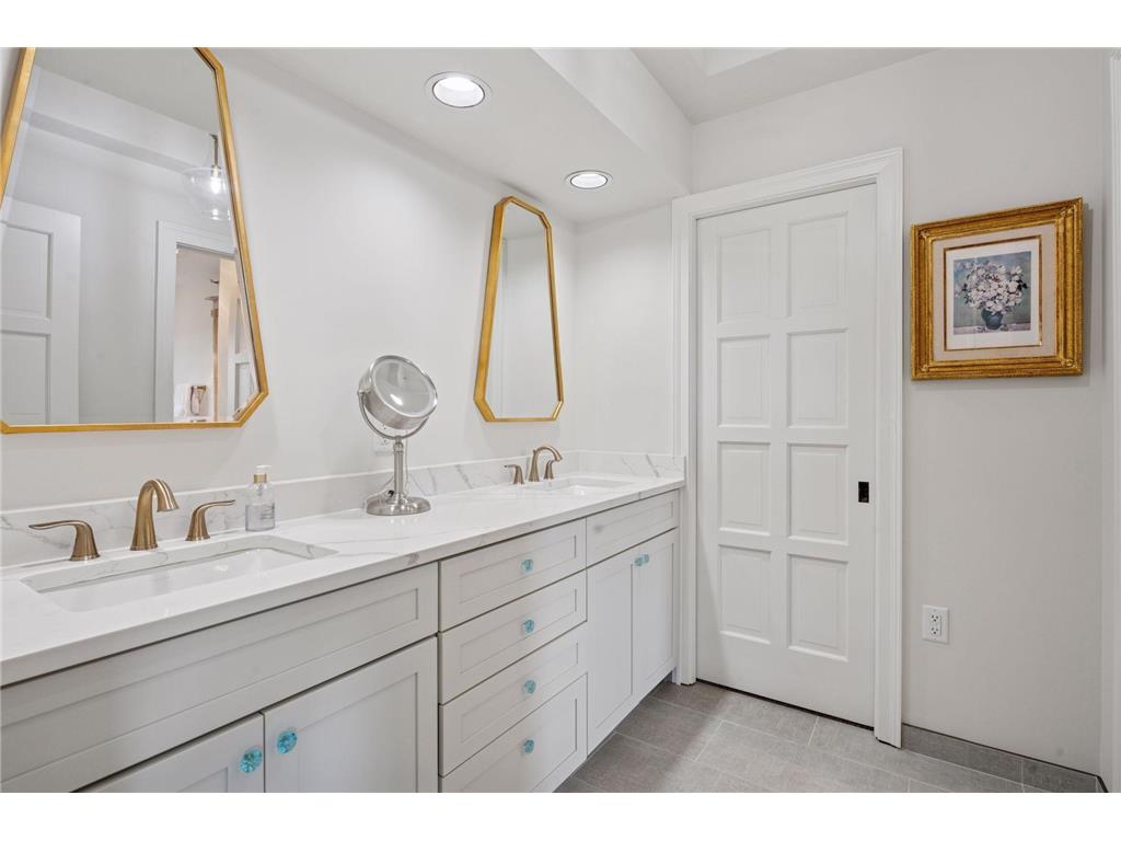 1201 Yale Place #2102 Minneapolis MN 55403 7025539 image38