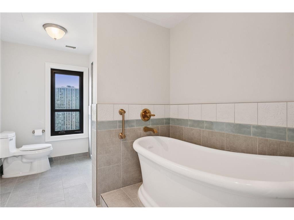 1201 Yale Place #2102 Minneapolis MN 55403 7025539 image39