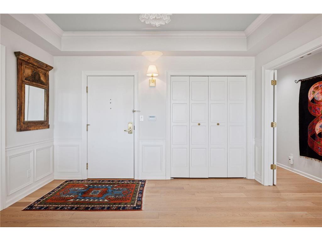 1201 Yale Place #2102 Minneapolis MN 55403 7025539 image4