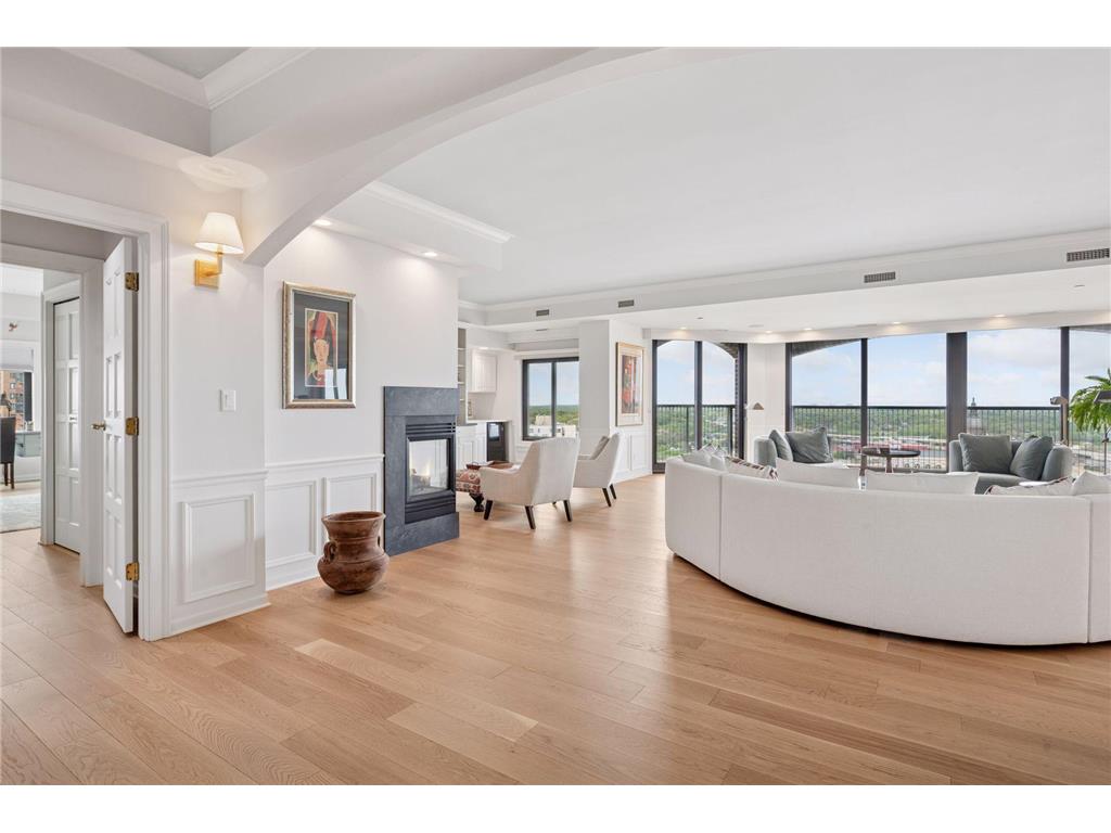 1201 Yale Place #2102 Minneapolis MN 55403 7025539 image6