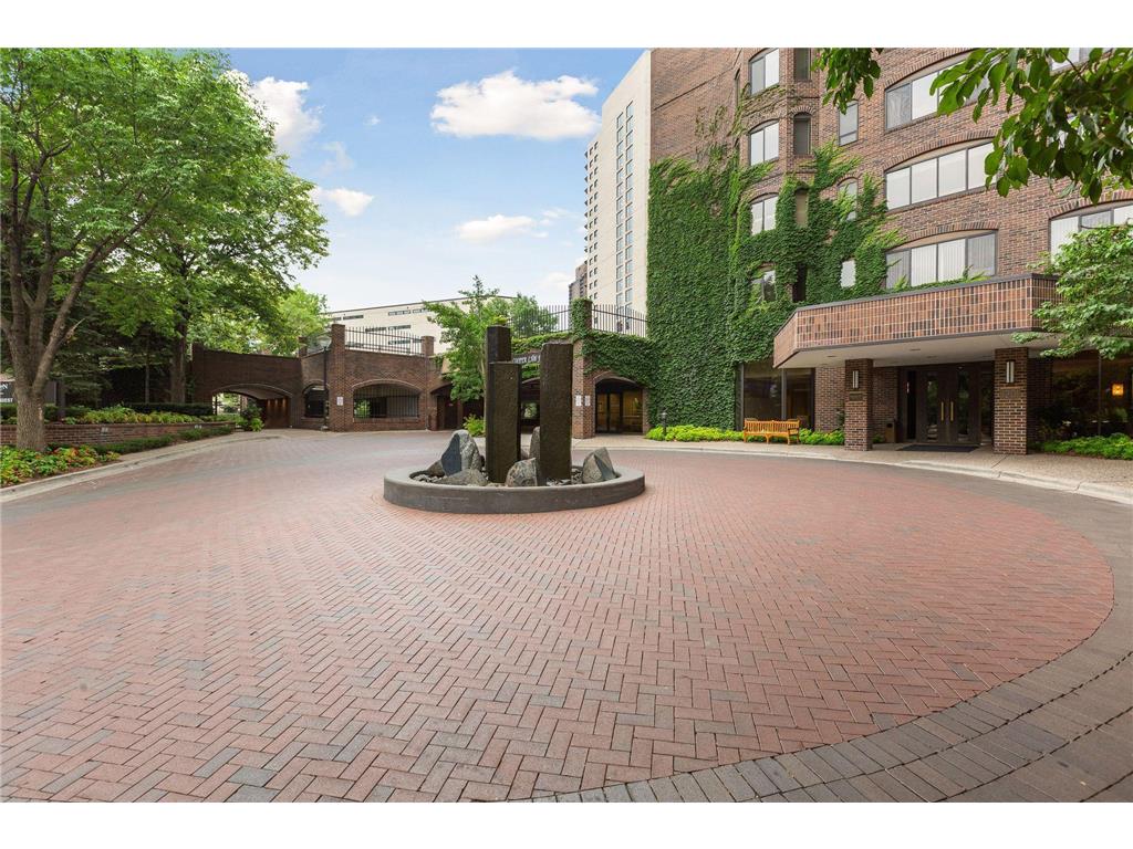 1201 Yale Place #2102 Minneapolis MN 55403 7025539 image64