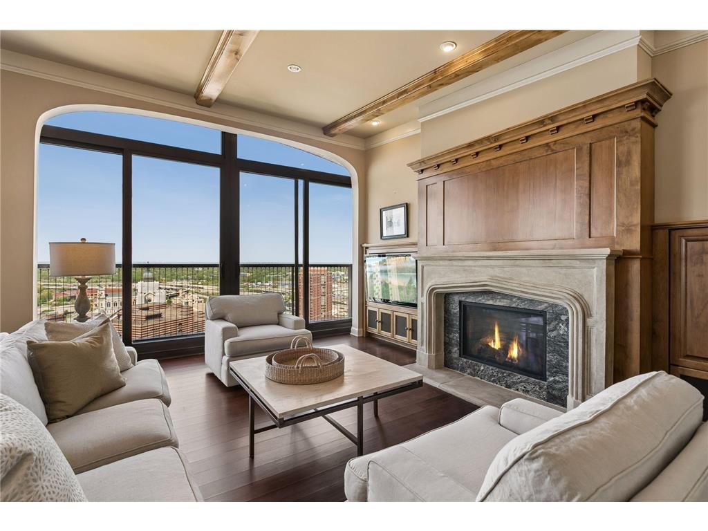 1201 Yale Place #2303 Minneapolis MN 55403 7077442 image2