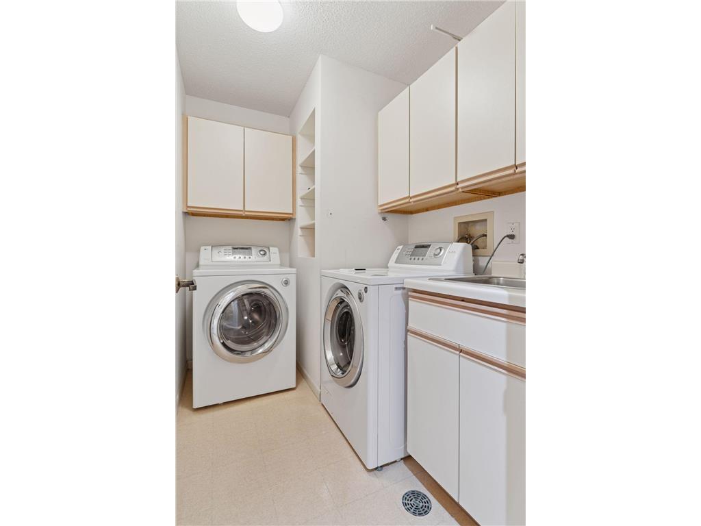 1201 Yale Place #403 Minneapolis MN 55403 7000351 image36