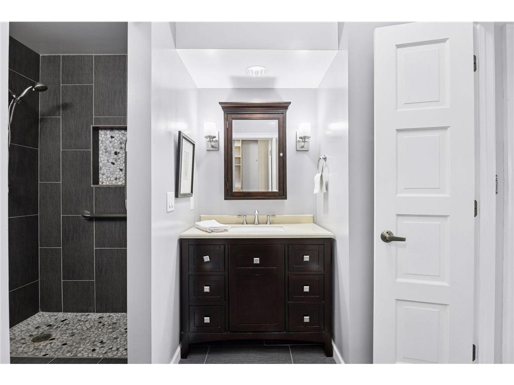 1201 Yale Place #407 Minneapolis MN 55403 7012734 image29