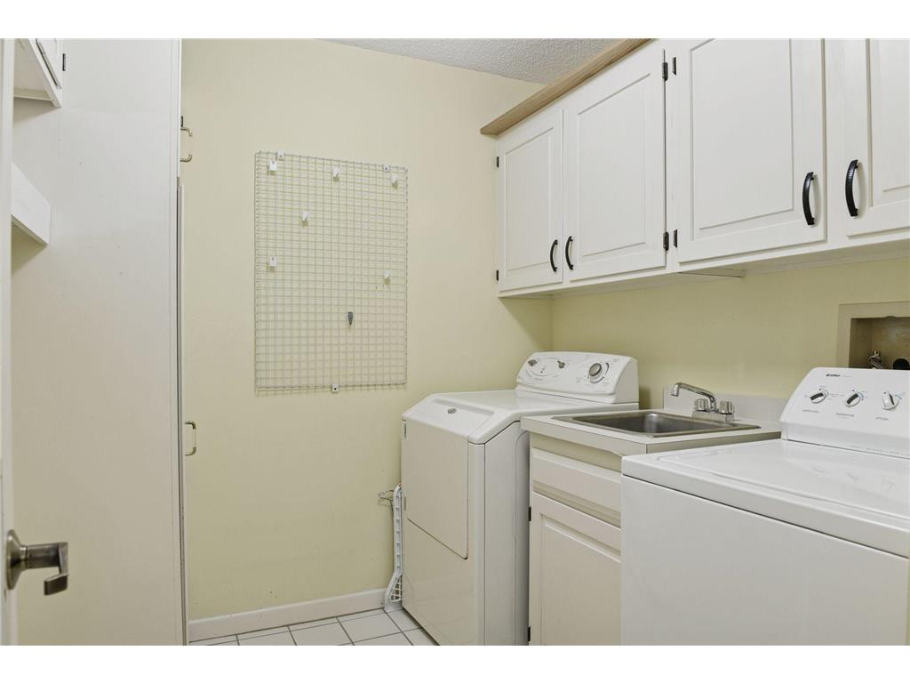 1201 Yale Place #407 Minneapolis MN 55403 7012734 image32