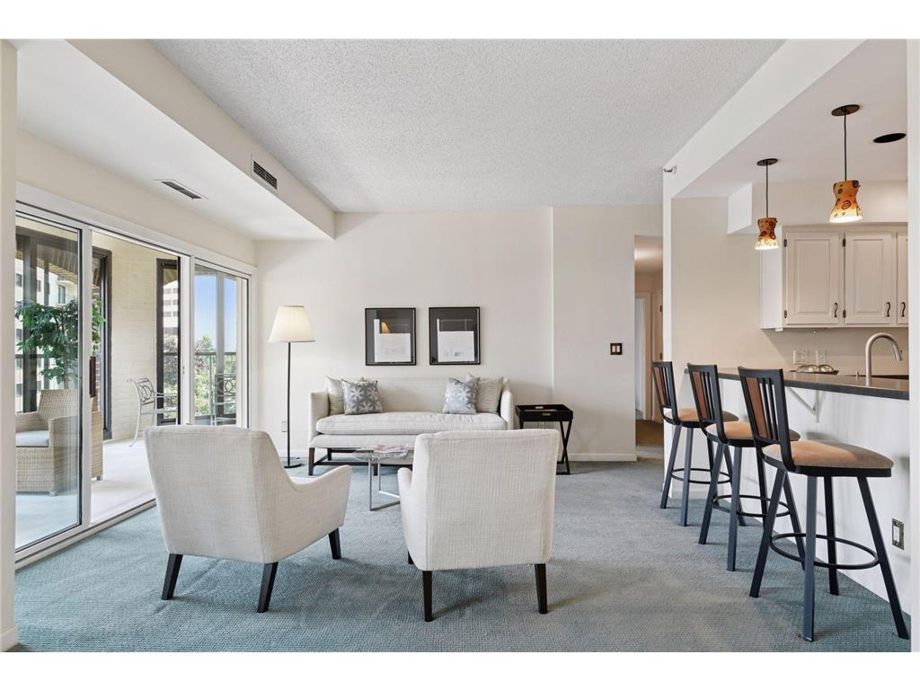 1201 Yale Place #407 Minneapolis MN 55403 7012734 image4