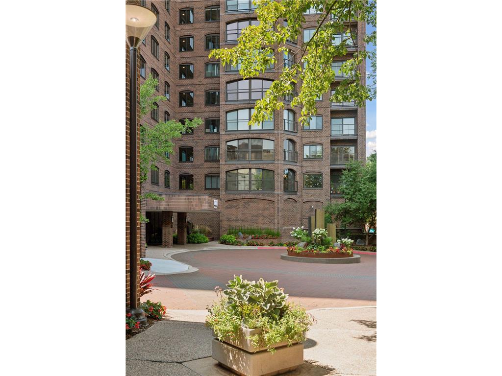 1201 Yale Place #407 Minneapolis MN 55403 7012734 image56