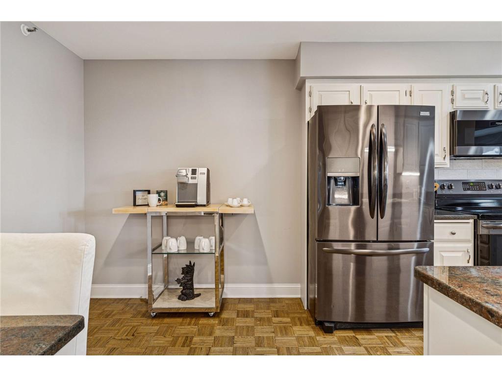 1201 Yale Place #608 Minneapolis MN 55403 7020002 image19