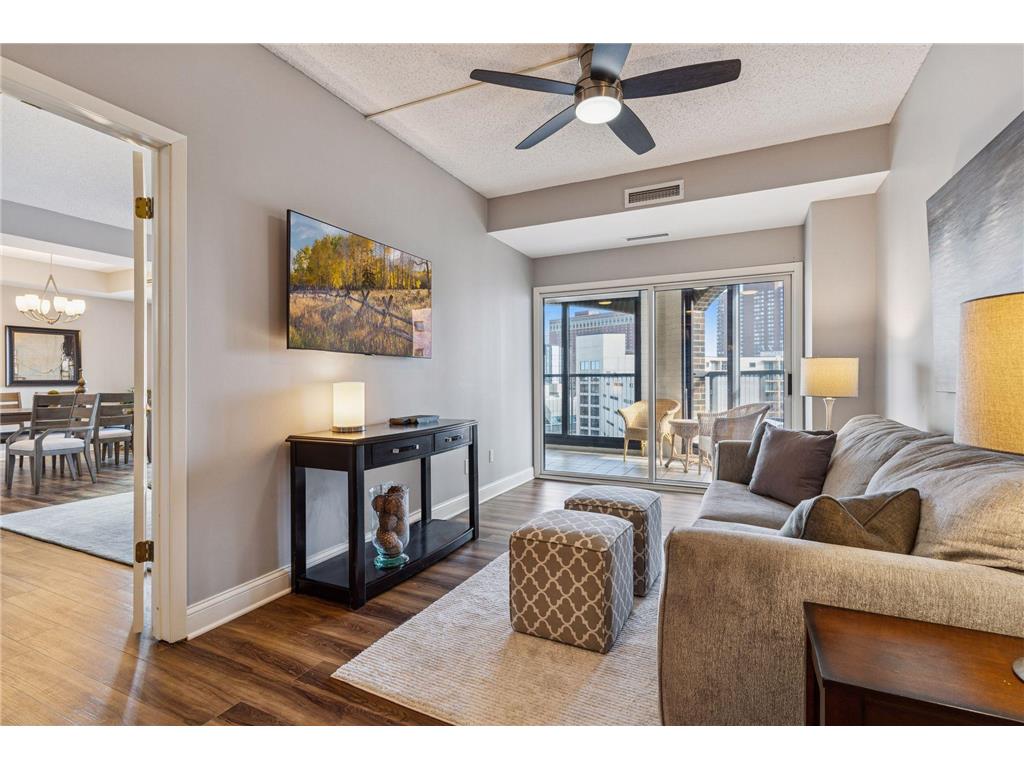 1201 Yale Place #608 Minneapolis MN 55403 7020002 image20