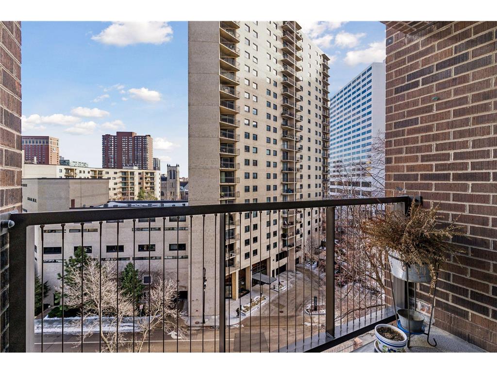 1201 Yale Place #608 Minneapolis MN 55403 7020002 image30