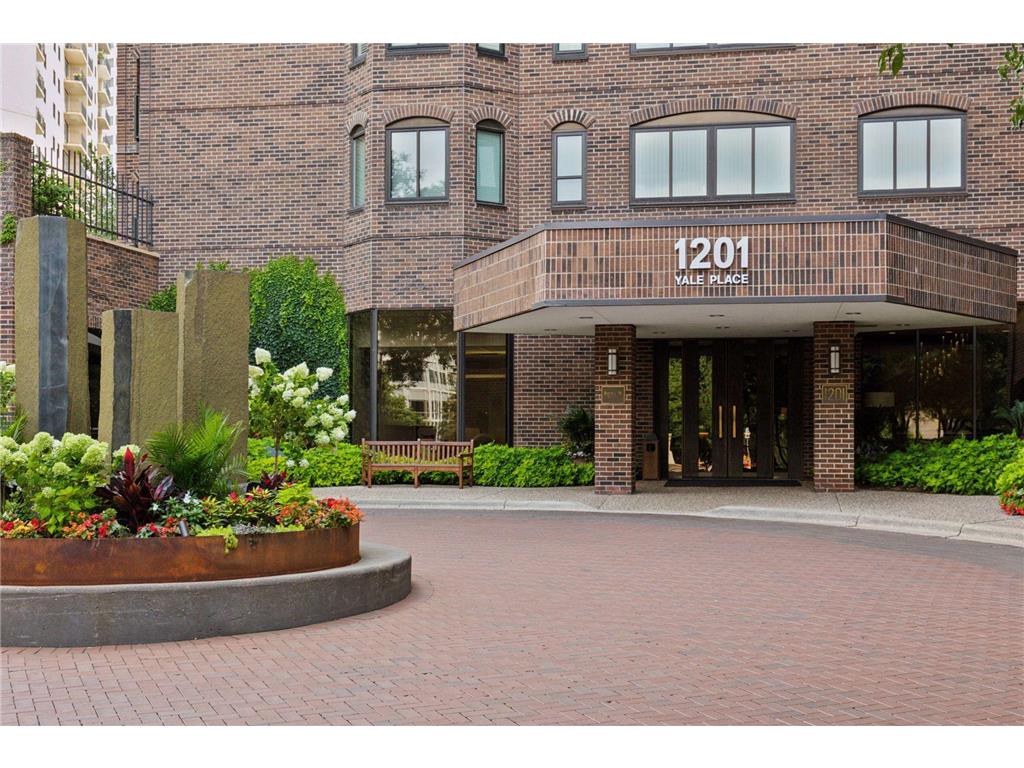 1201 Yale Place #608 Minneapolis MN 55403 7020002 image74