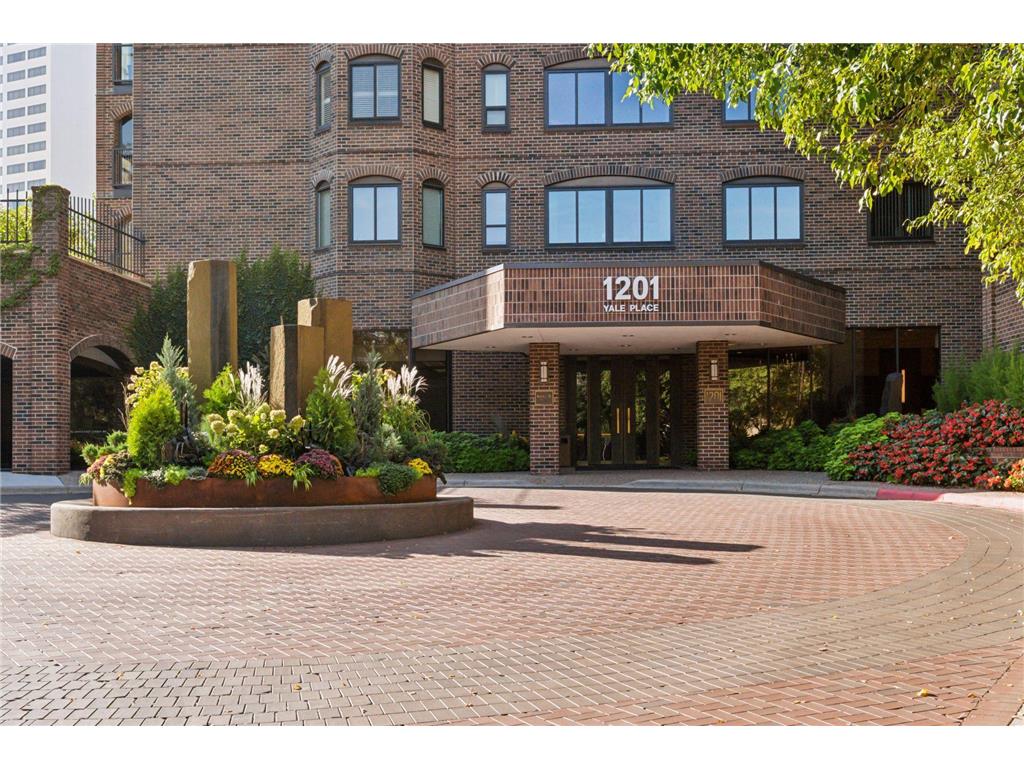 1201 Yale Place #608 Minneapolis MN 55403 7020002 image75