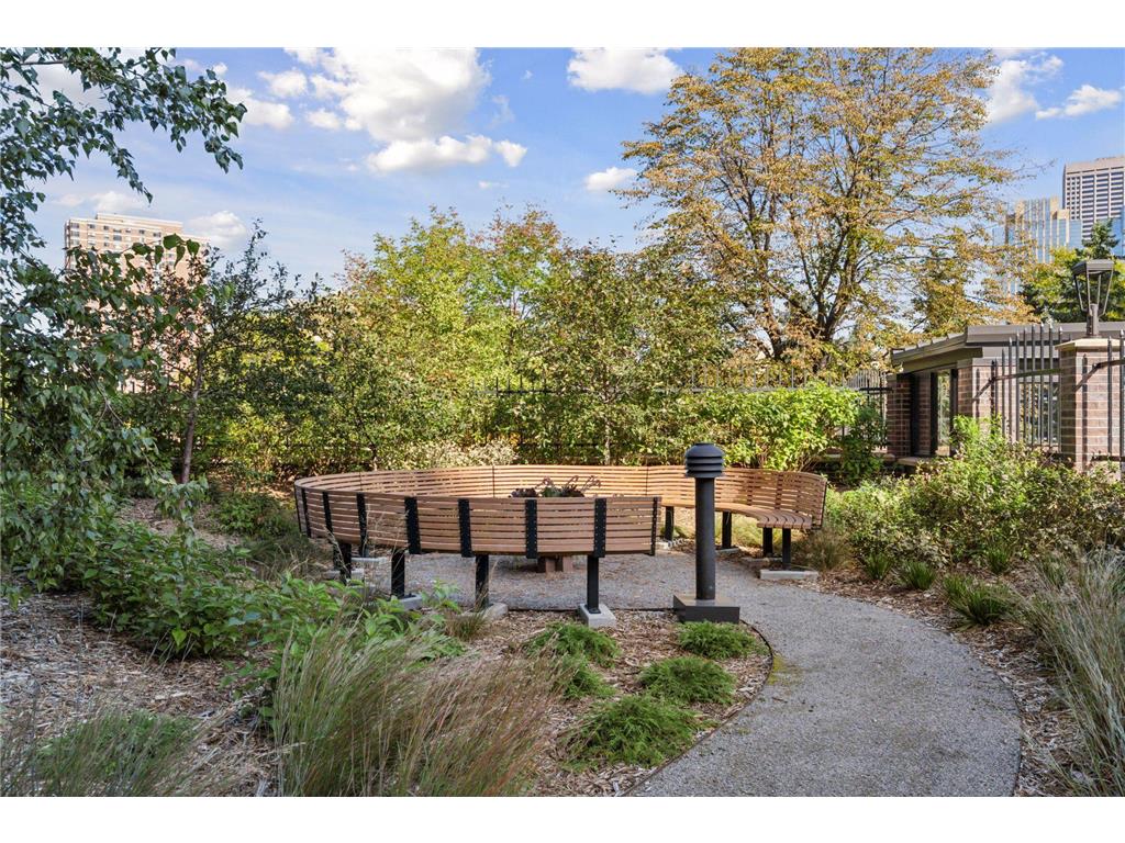 1201 Yale Place #608 Minneapolis MN 55403 7020002 image85