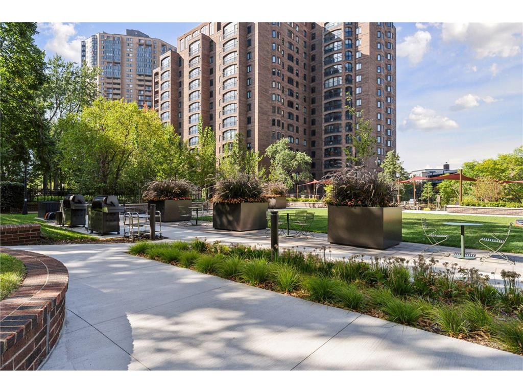 1201 Yale Place #608 Minneapolis MN 55403 7020002 image86