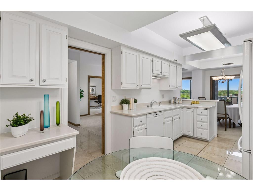 1201 Yale Place #809 Minneapolis MN 55403 7077441 image11
