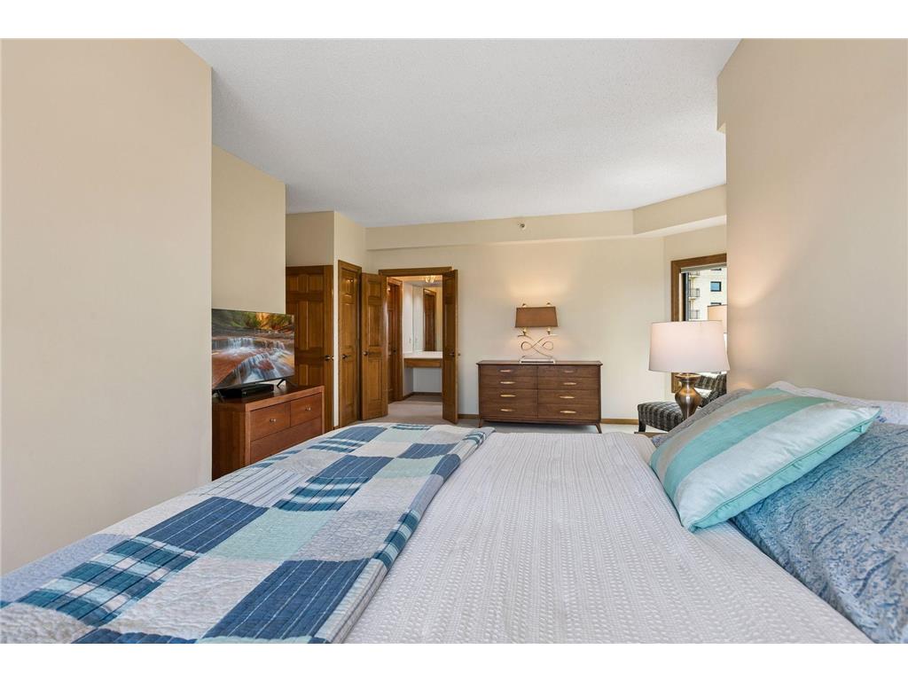 1201 Yale Place #809 Minneapolis MN 55403 7077441 image20