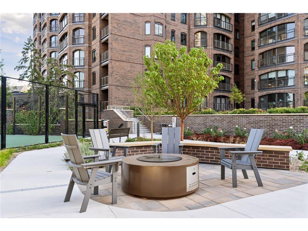 1201 Yale Place #809 Minneapolis MN 55403 7077441 image70