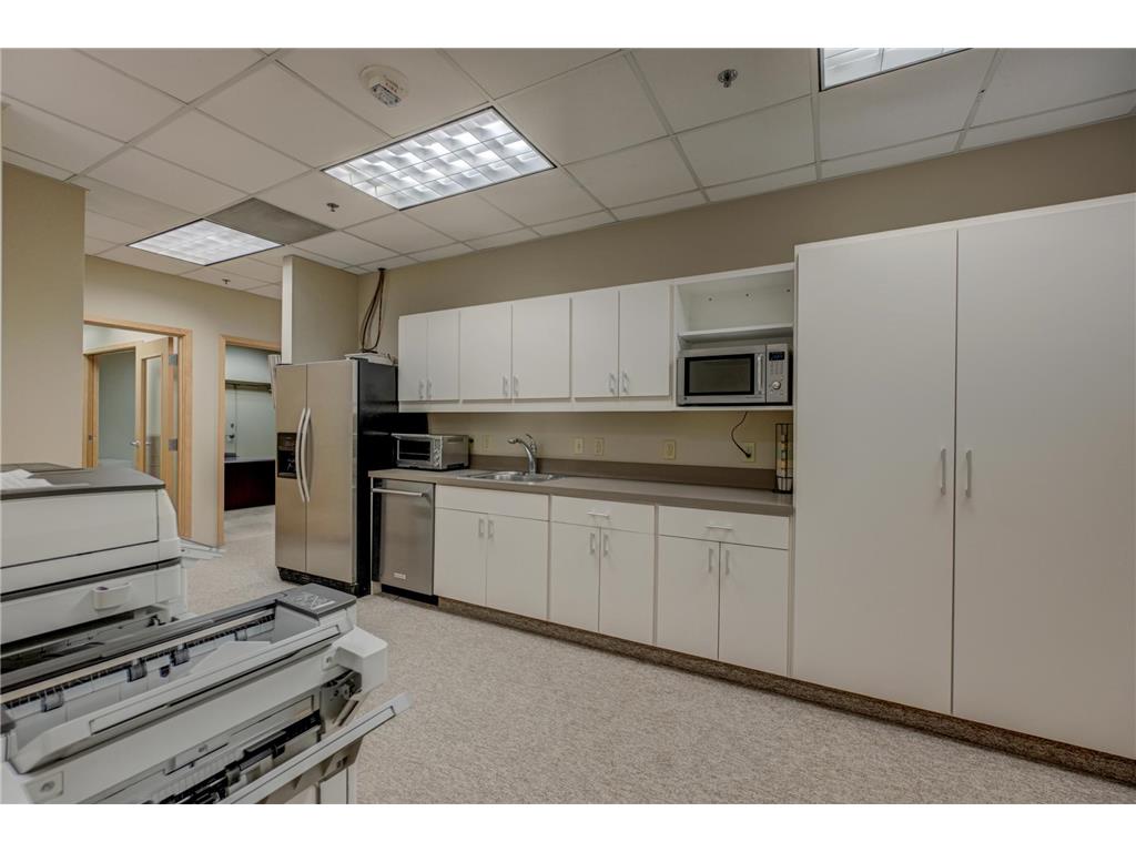 1201 Yale Place #A100 Minneapolis MN 55403 6804921 image16