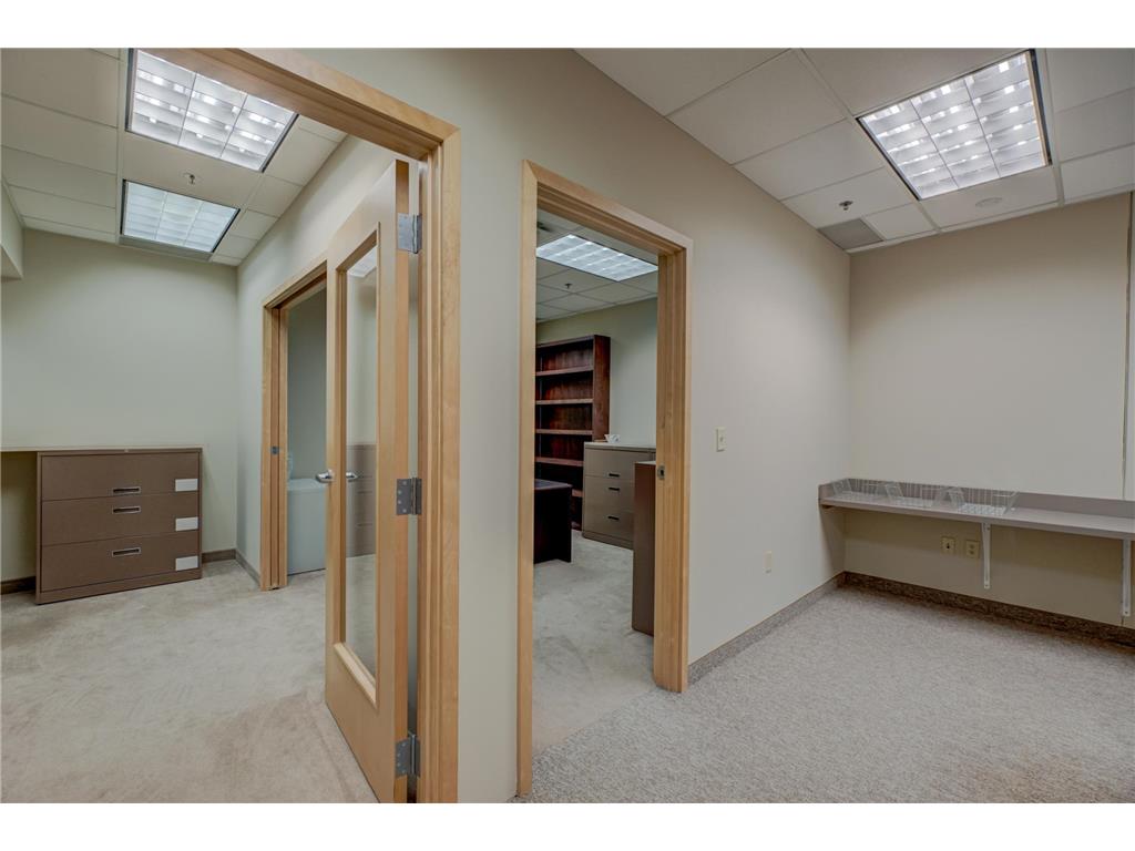 1201 Yale Place #A100 Minneapolis MN 55403 6804921 image18