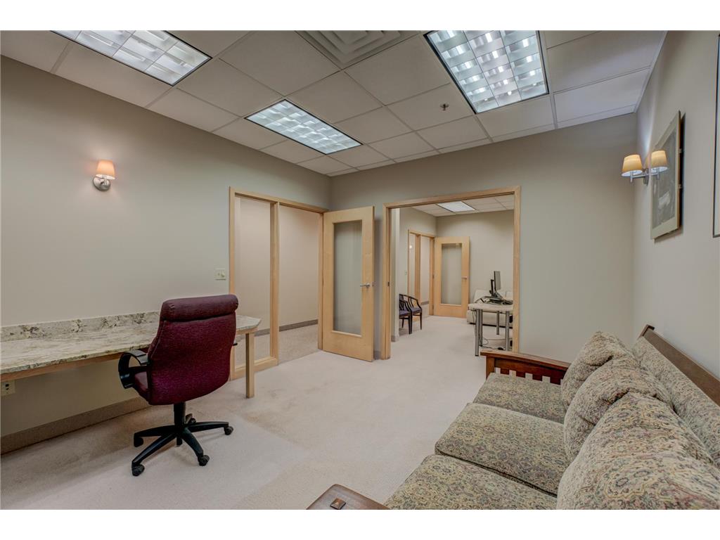 1201 Yale Place #A100 Minneapolis MN 55403 6804921 image28