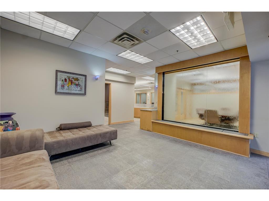 1201 Yale Place #A100 Minneapolis MN 55403 6804921 image3
