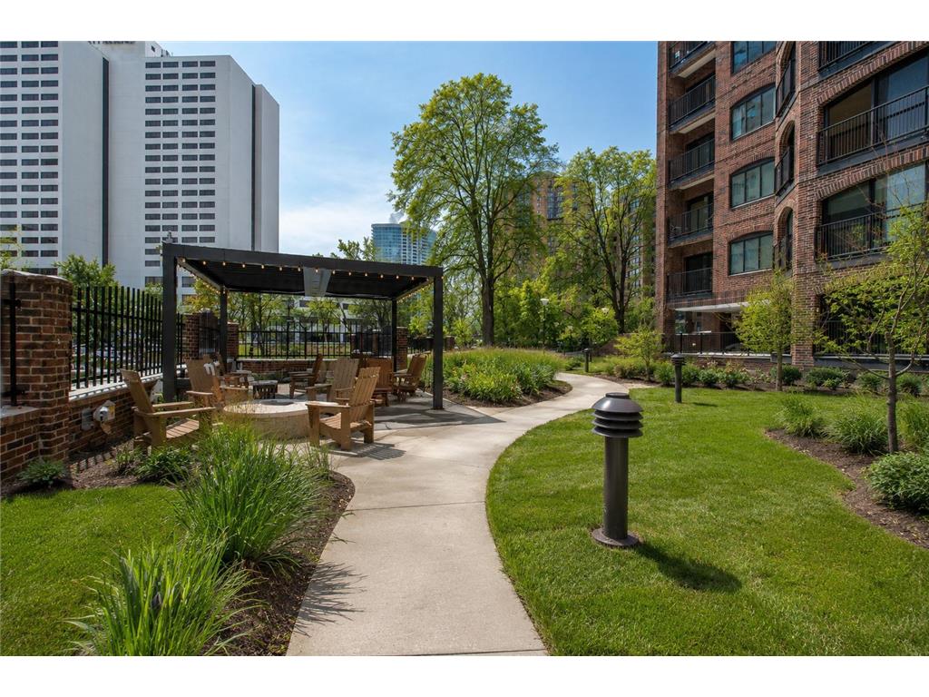 1201 Yale Place #A100 Minneapolis MN 55403 6804921 image40