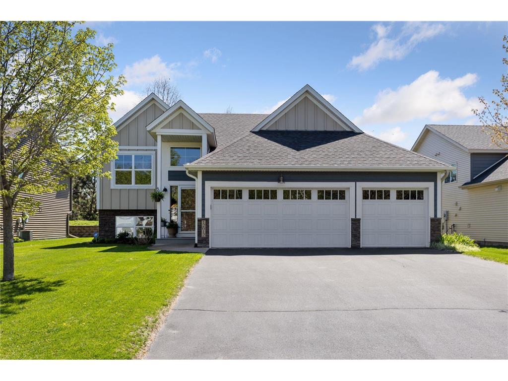 12012 Urbank Circle NE Blaine MN 55449 6715398 image1