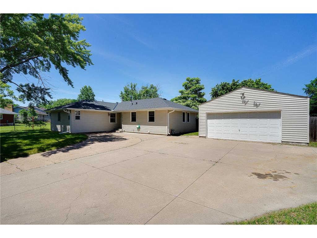 12013 Zion Street NW Coon Rapids MN 55433 6556242 image1