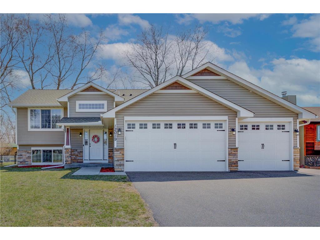 12019 Round Lake Boulevard NW, Coon Rapids, MN, 55433 MLS 6164835