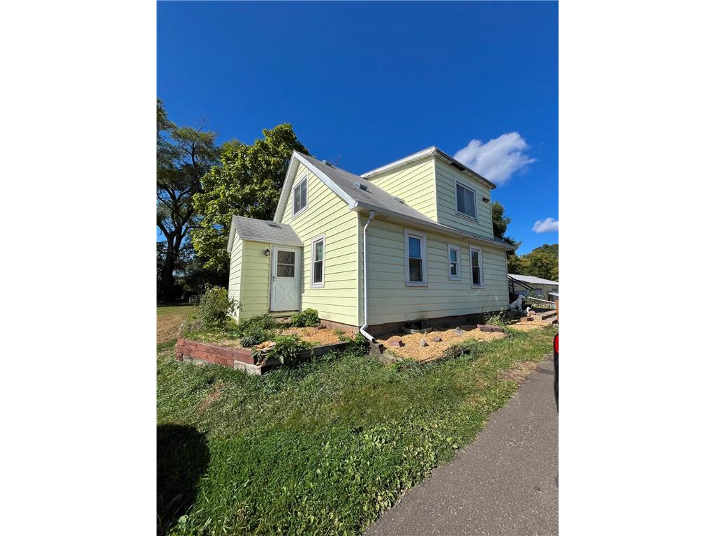 1201x Frost Avenue Maplewood MN 55109 6676354 image4