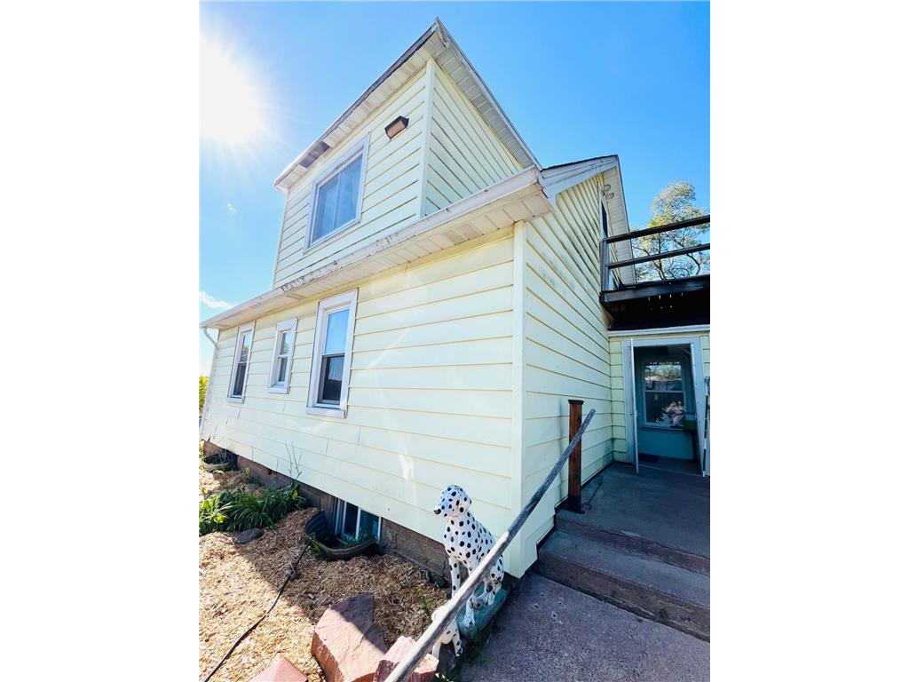 1201x Frost Avenue Maplewood MN 55109 6676354 image6