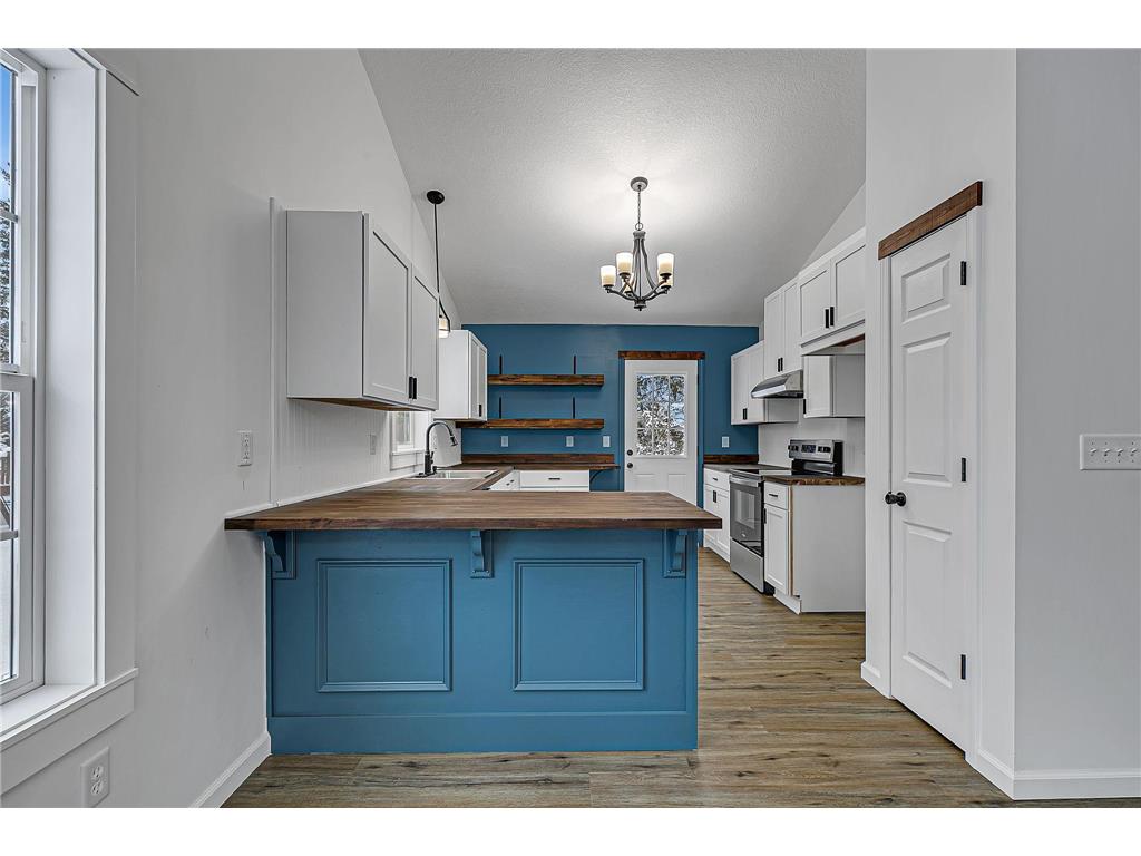 1202 Blossom Boulevard NW Isanti MN 55040 7000515 image1