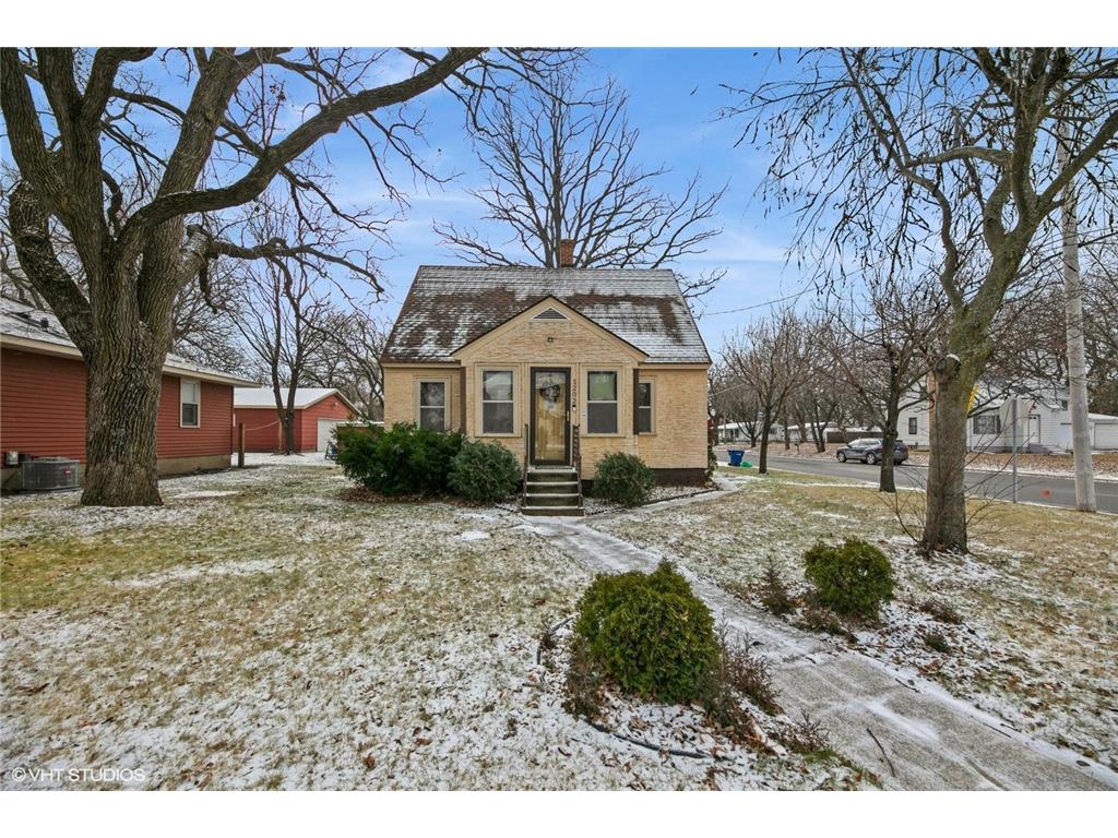 1202 E Saint Germain Street Saint Cloud MN 56304 6632133 image1