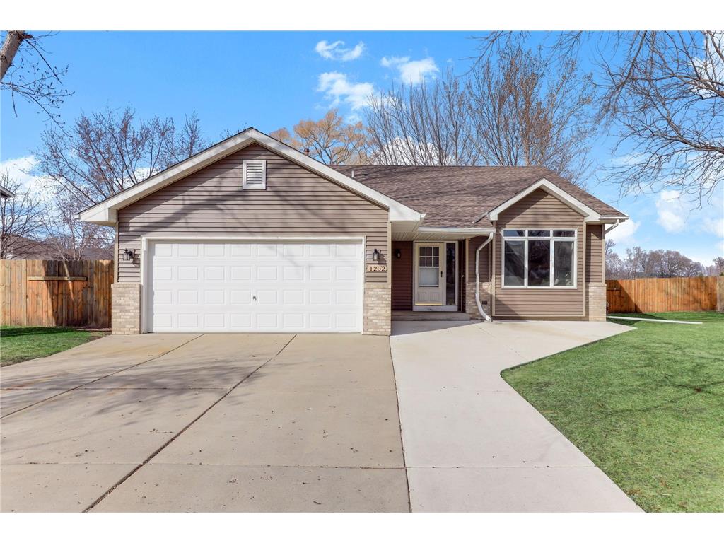 1202 Hawthorn Avenue Buffalo MN 55313 7051737 image1