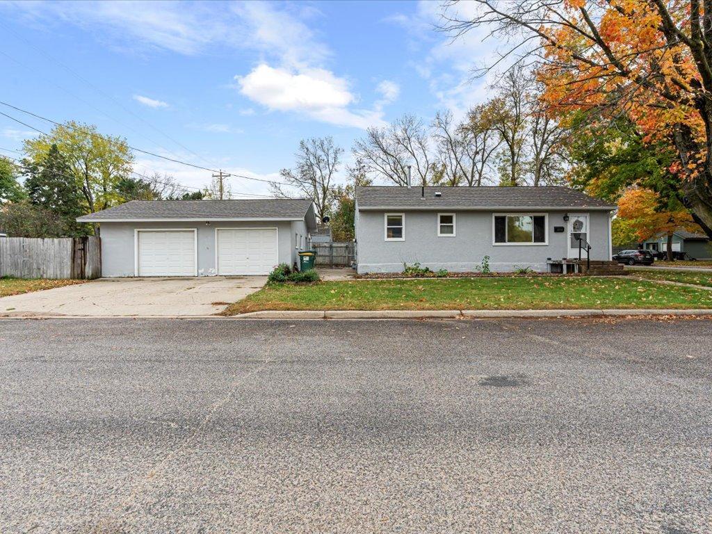 1202 J Street NE Brainerd MN 56401 6803040 image1