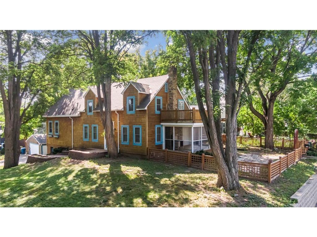 1202 La Salle Street Wayzata MN 55391 6426777 image1