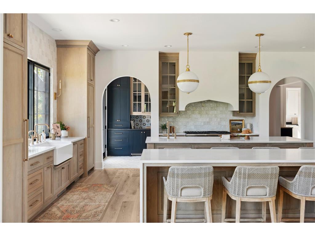 1202 La Salle Street Wayzata MN 55391 6774970 image10