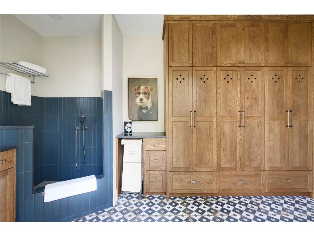 1202 La Salle Street Wayzata MN 55391 6774970 image27