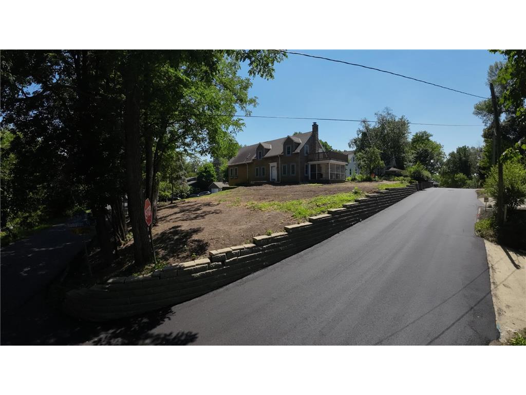 1202 La Salle Street Wayzata MN 55391 6774970 image37