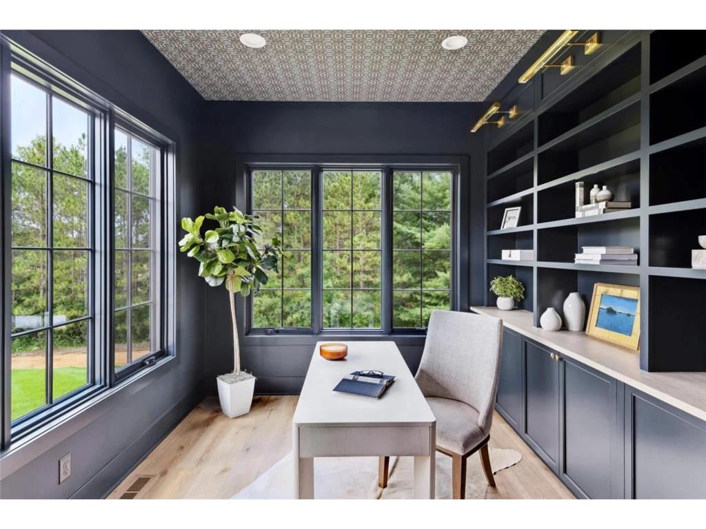 1202 La Salle Street Wayzata MN 55391 6774970 image9