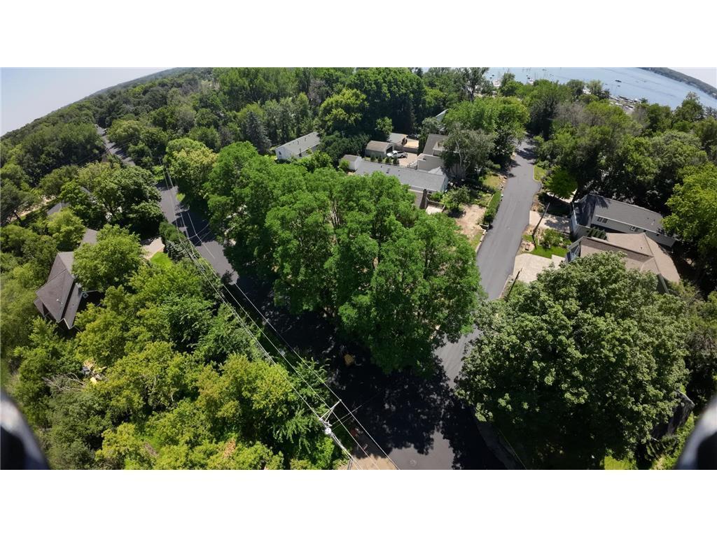 1202 La Salle Street Wayzata MN 55391 7068943 image6