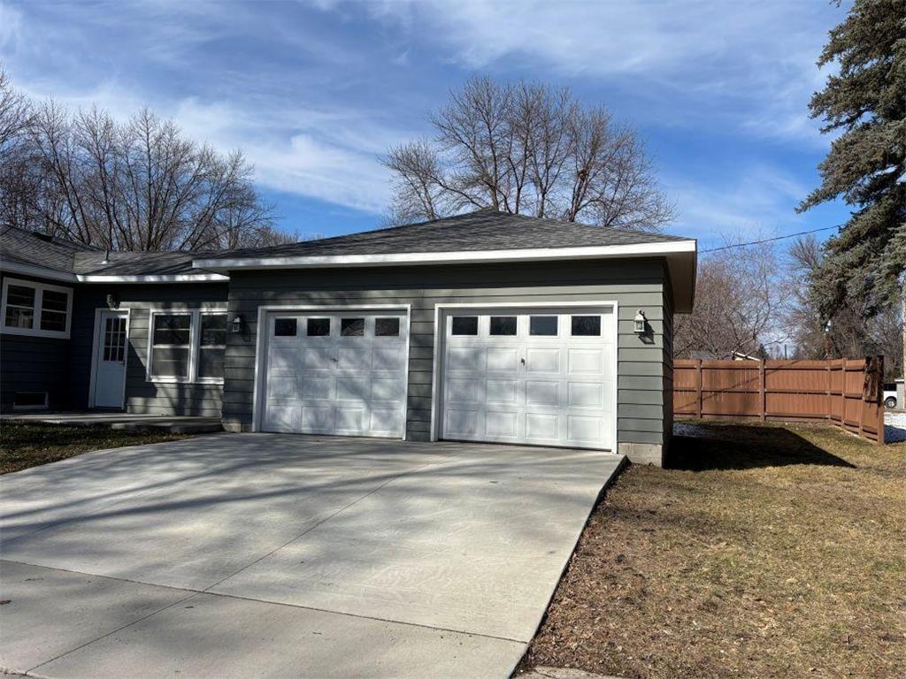 1202 N 5th Street Montevideo MN 56265 7035209 image2